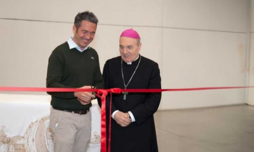 Stefano Zanni avec Son Excellence Monseigneur Massimo Camisasca, Évêque de Reggio Emilia